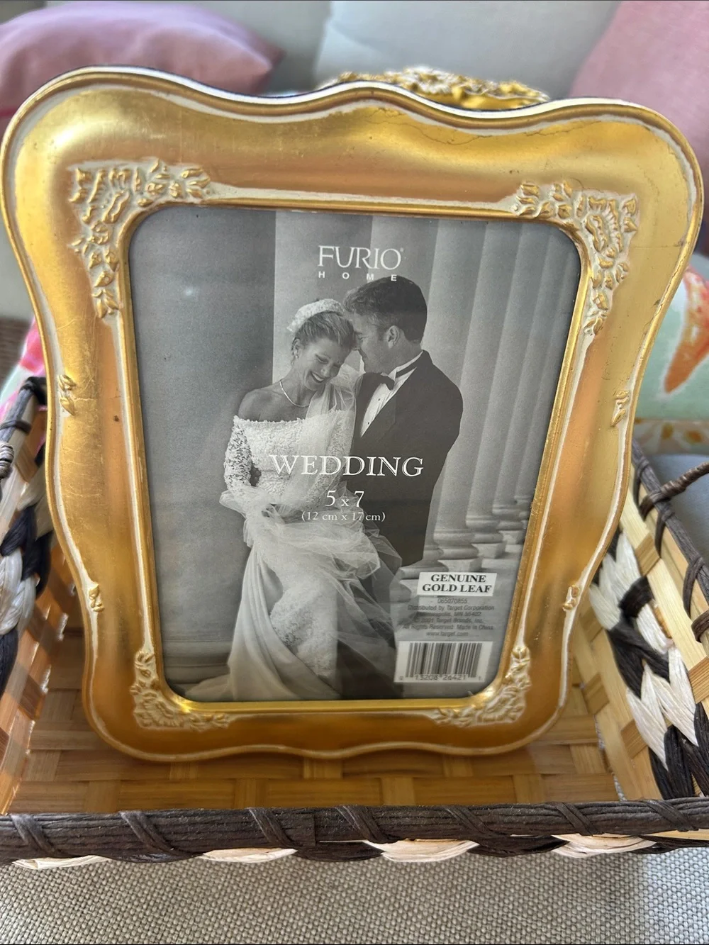 Vintage 2001 Furo HomeGold Ornate 5x7 Picture Frame